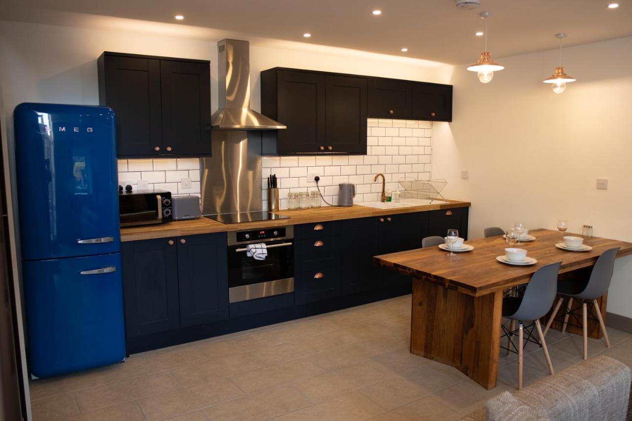 Unique Barn Conversion In Saddleworth Oldham Eksteriør bilde